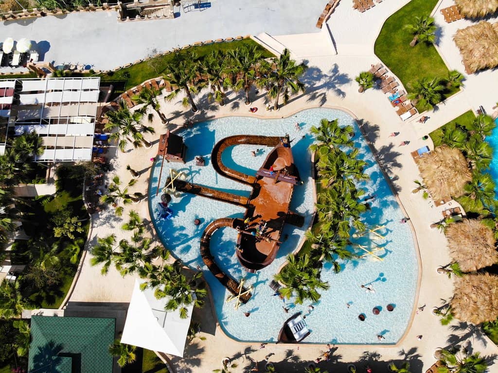 Kid-Friendly Pools & Slides