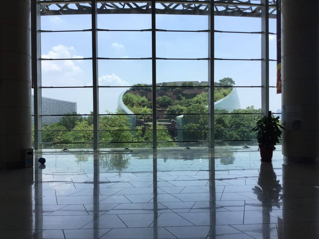 Pingjiang Road Canalside Stroll