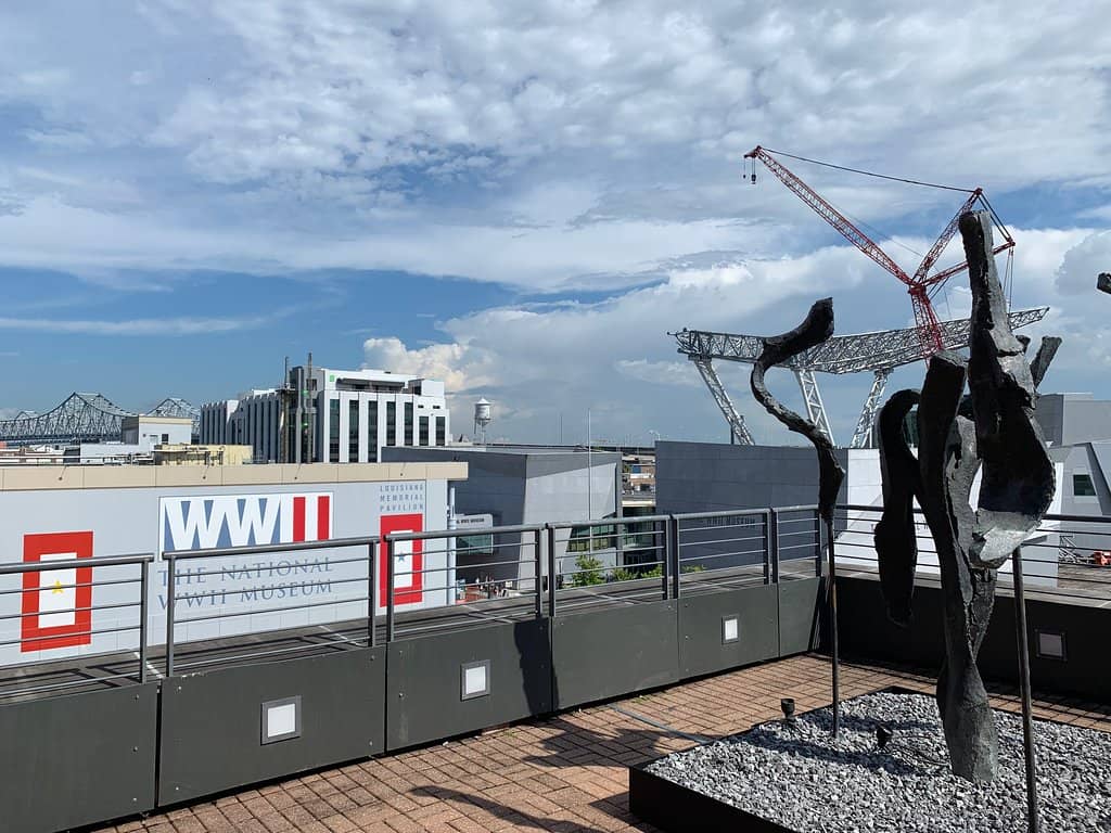 Bé সহায়তাize and the Frey Children