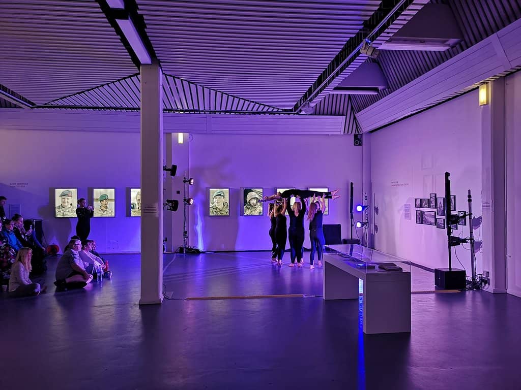 Live Music & Performances