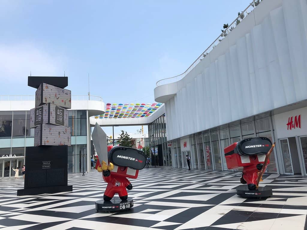 Diverse Dining Options