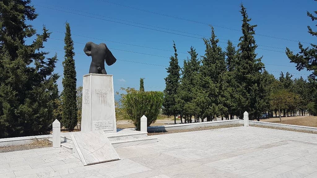 Leonidas Monument