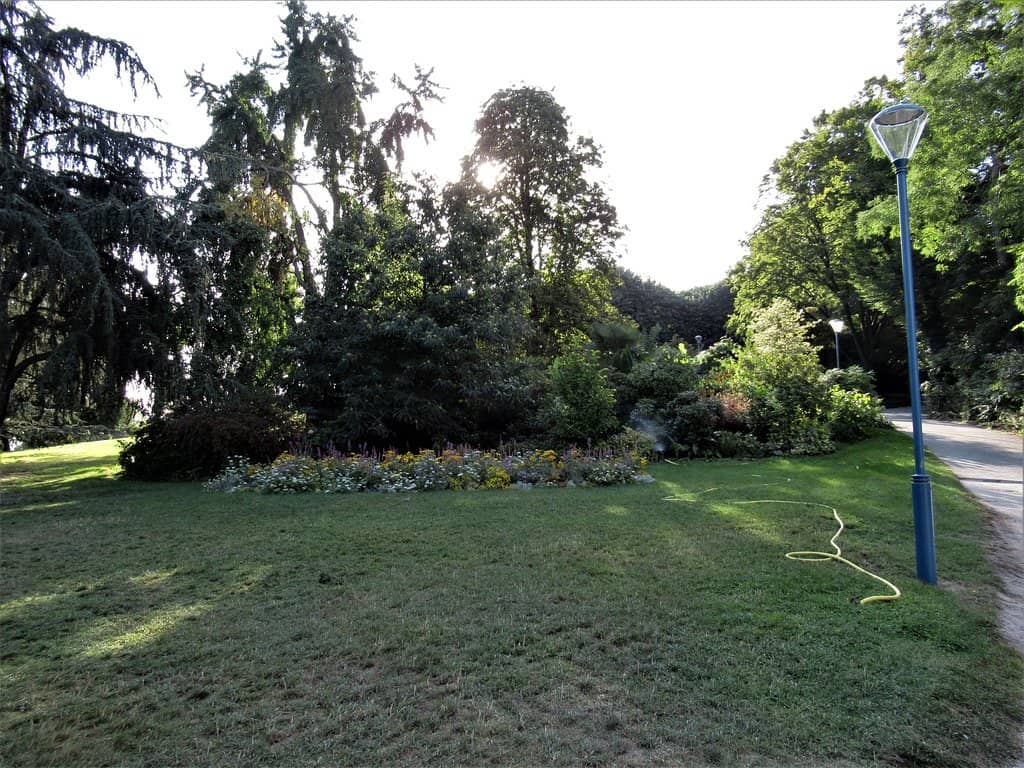 Themed Gardens