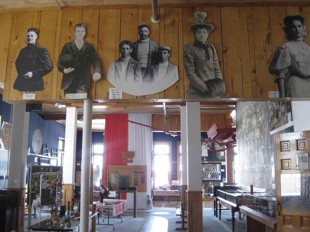 Immigrant Stories & Artifacts