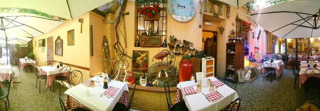 Charming Traditional Ambiance