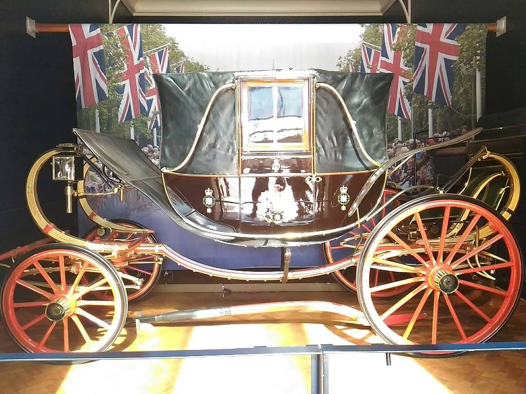 Working Royal Horses