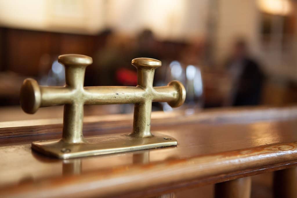 Charming Waterfront Ambiance