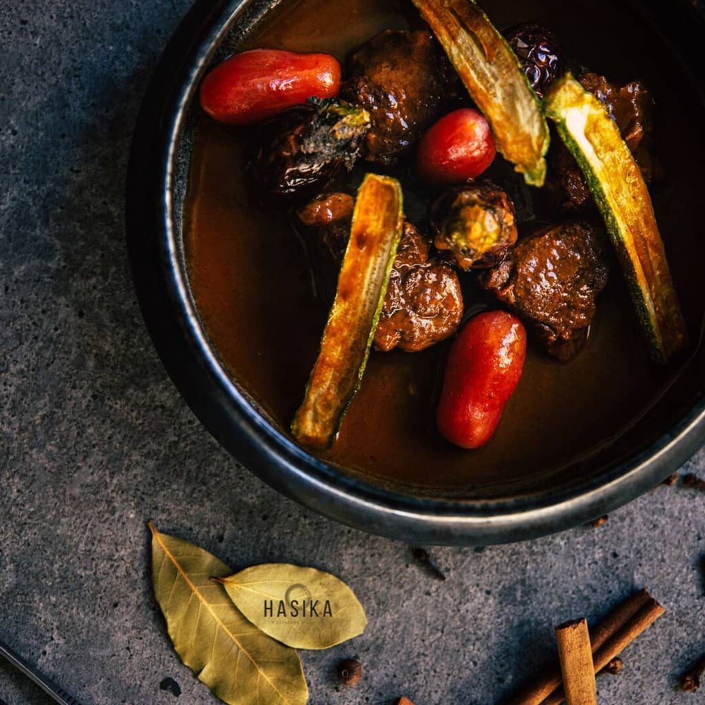 Chic Ambiance & Open Kitchen