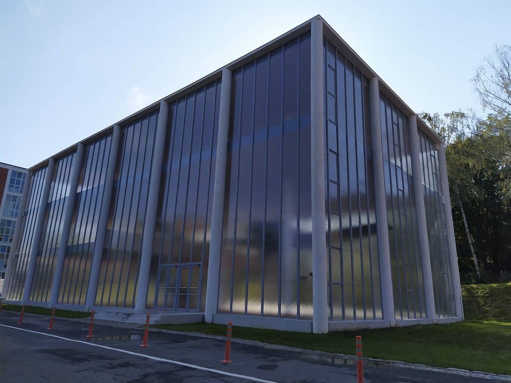 Bata Skyscraper (Building 21)
