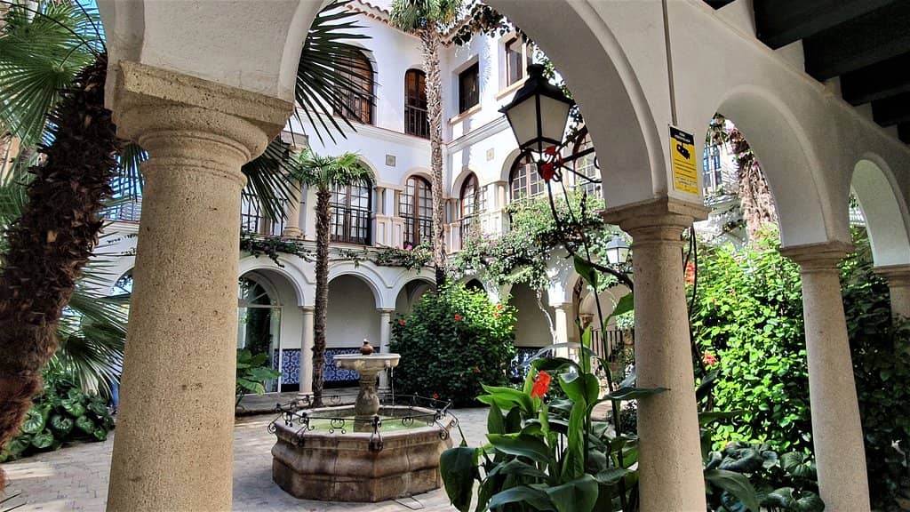 Picture-Perfect Alleys