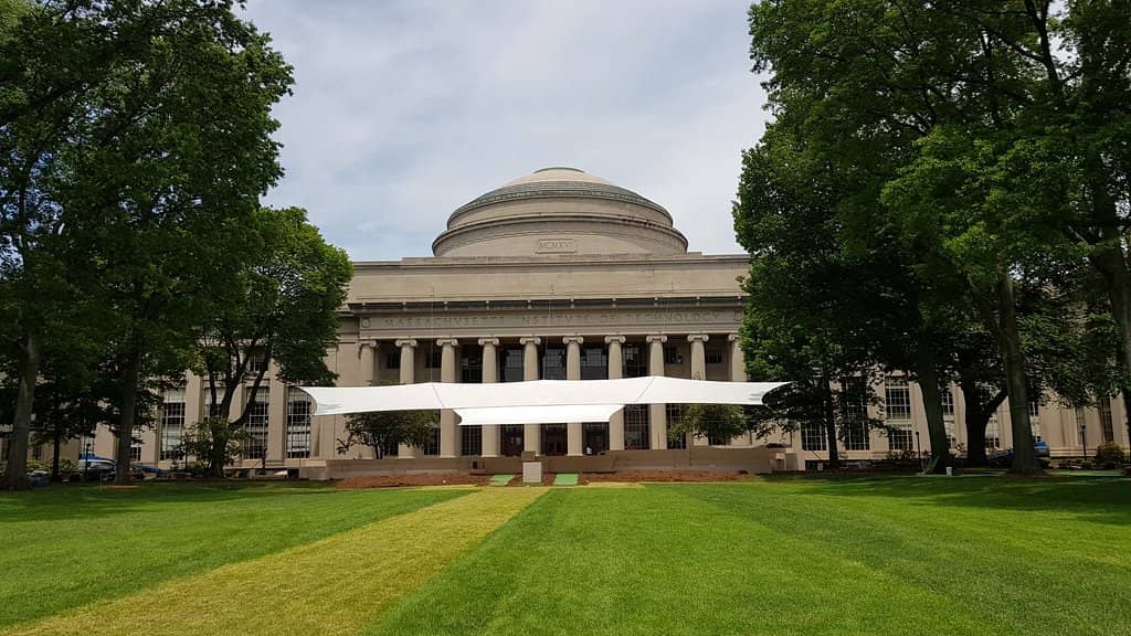 Well-Equipped Libraries