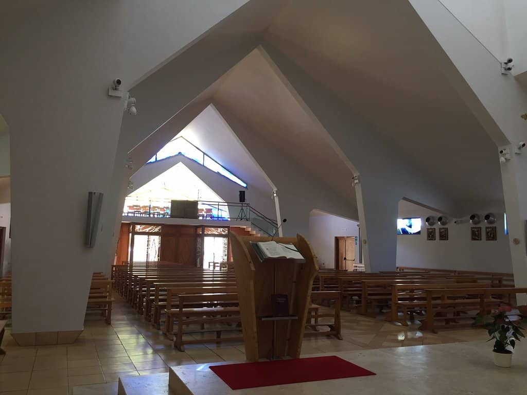 Spacious and Bright Interior