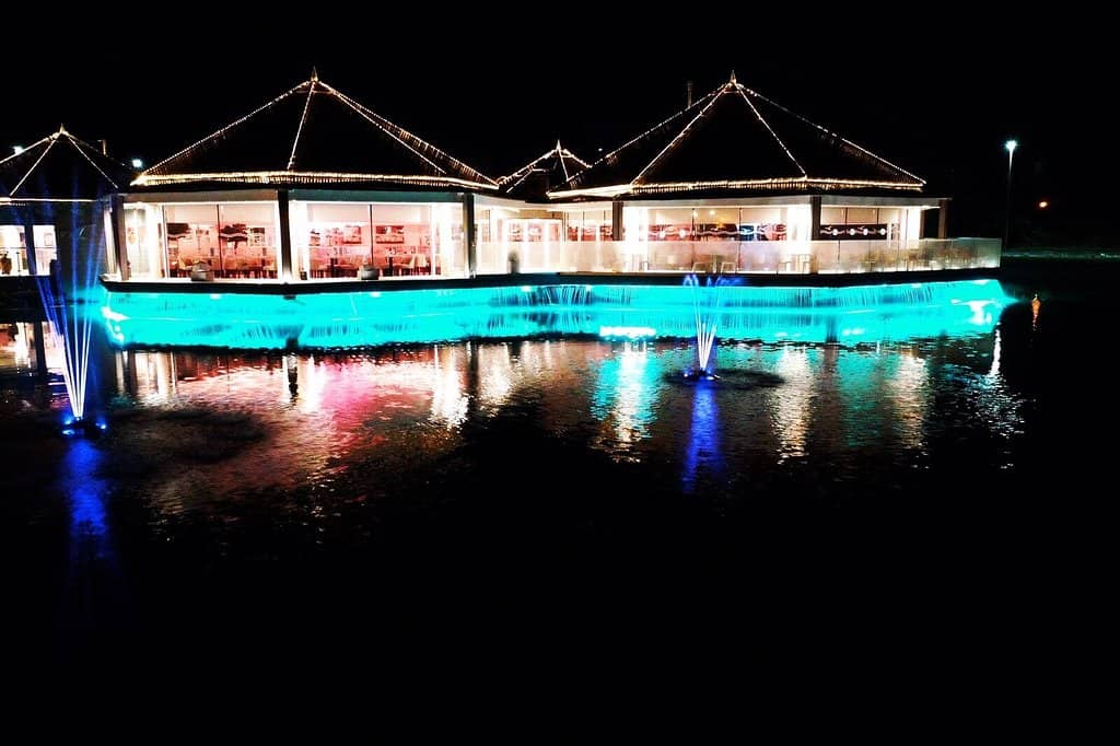 Elegant Waterfront Setting