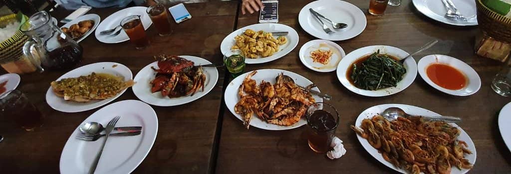 Spectacular Seaside Dining