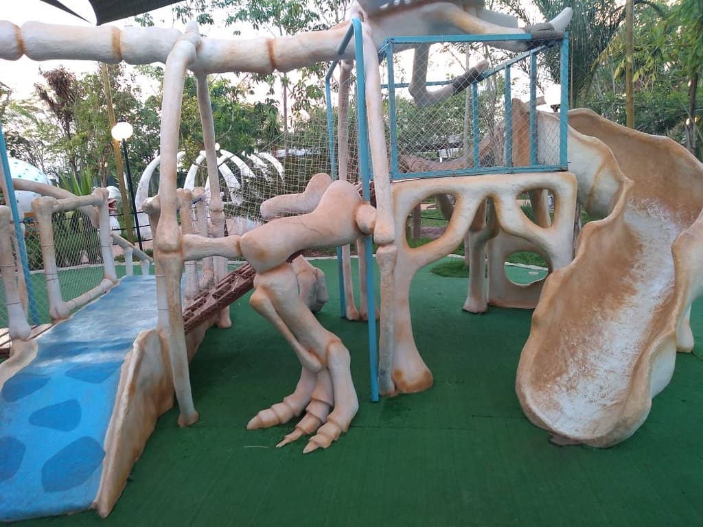Immersive 'Jurassic Park' Vibe