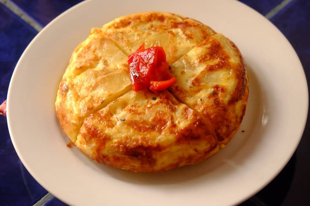 Cozy Upscale Ambiance with Live Music