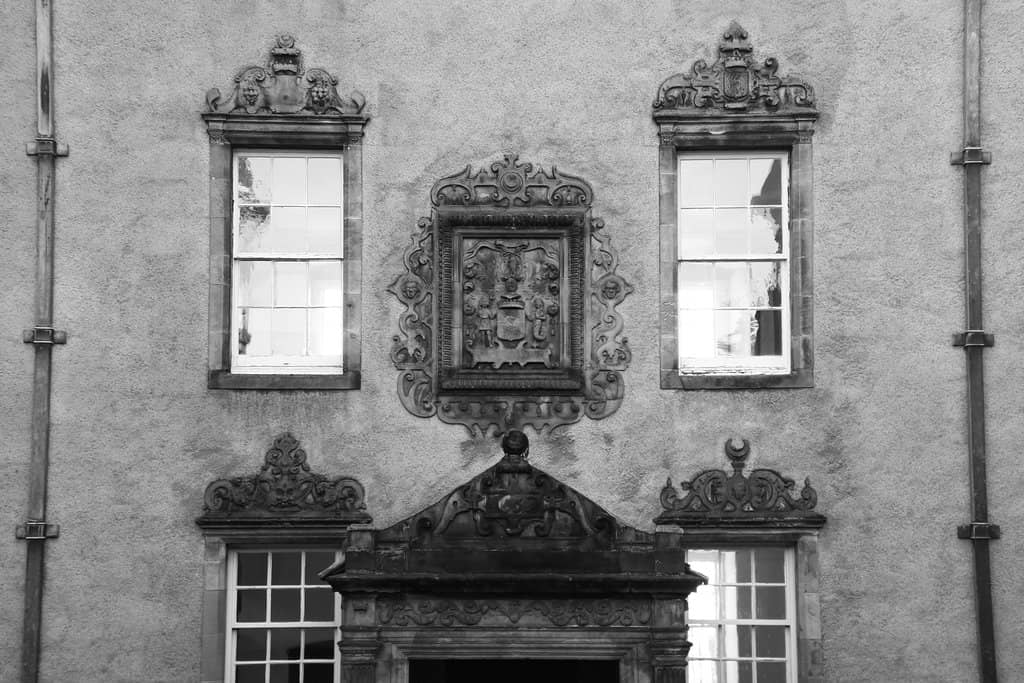 Trompe-l'oeil Walls