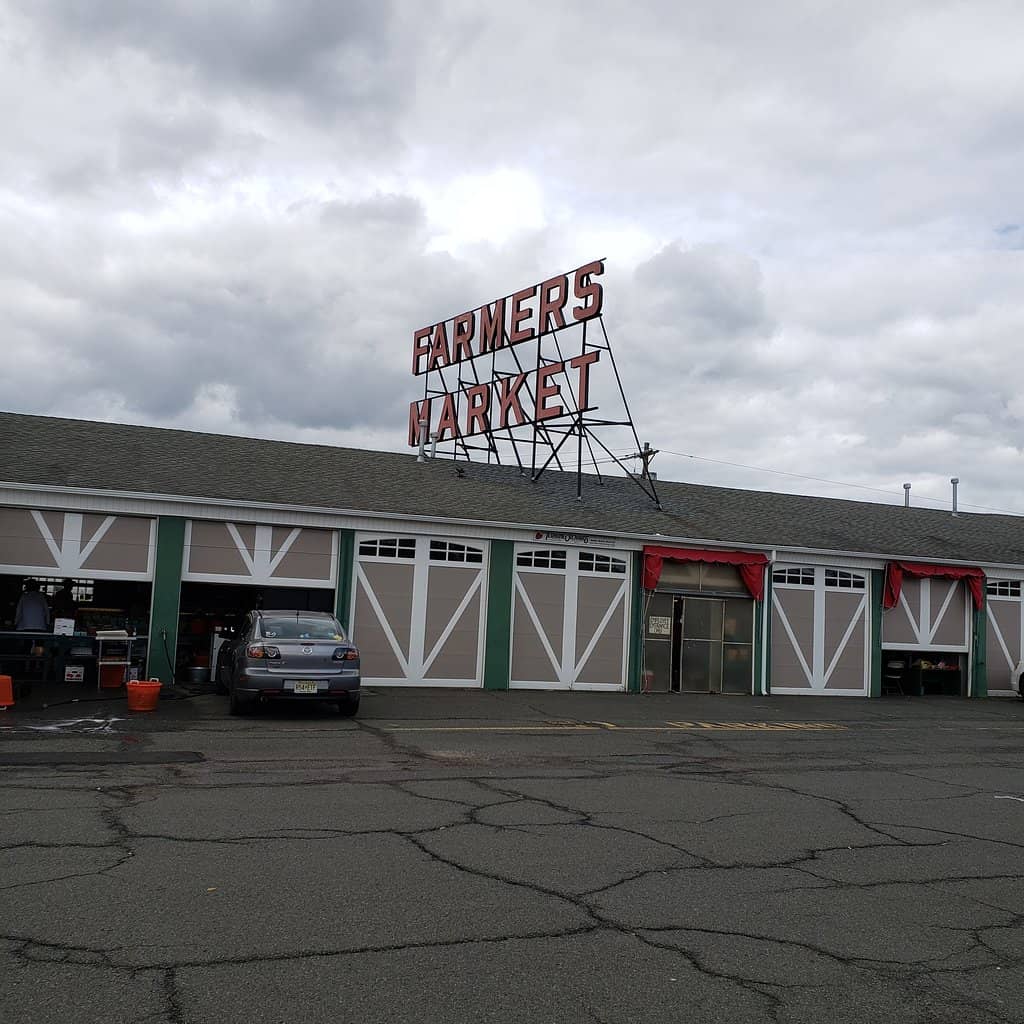 Artisan Crafts & Goods