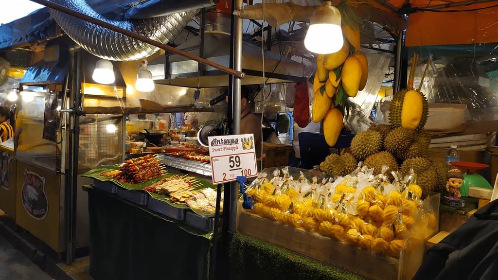 Vintage & Thrift Finds