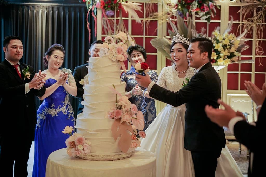 Celebrity-Approved Dining