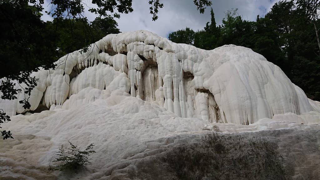 Natural Thermal Pools & Waterfalls