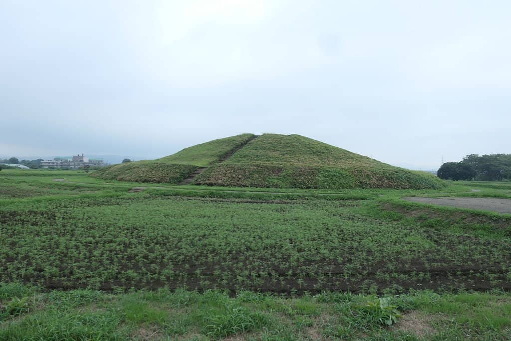Hachimanzuka Tomb Interior