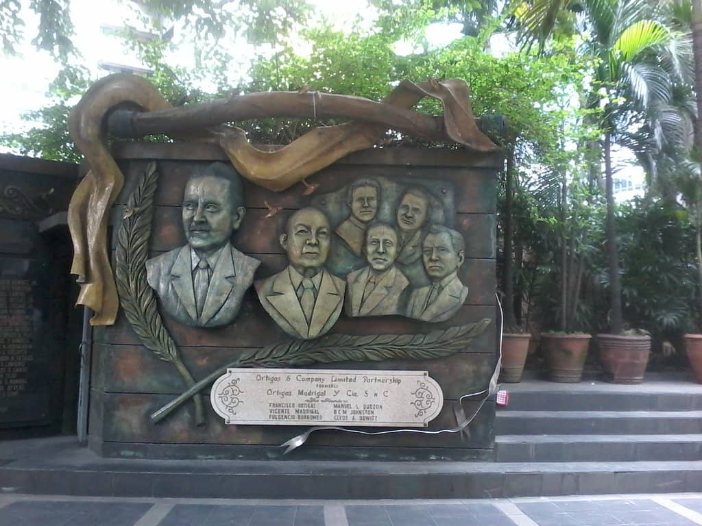 Ayala Malls The 30th