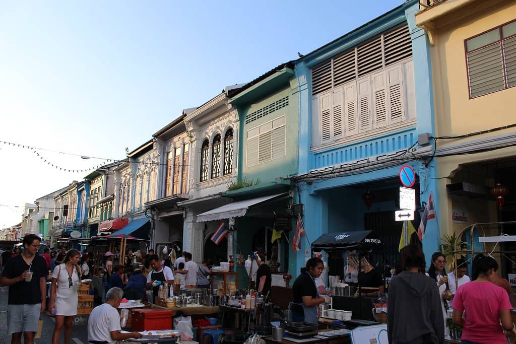 Handmade Crafts & Souvenirs