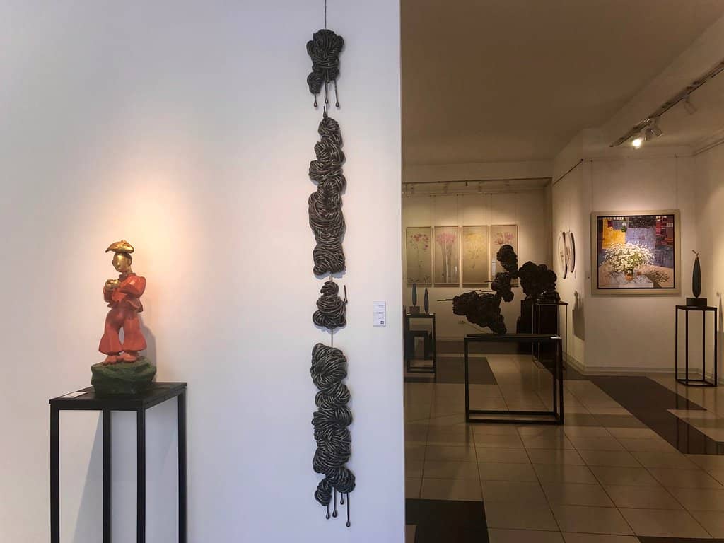 Local Art & Sculptures