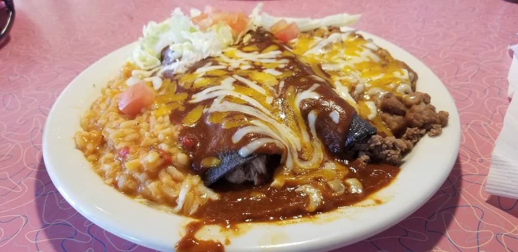 Cozy Rustic Ambiance