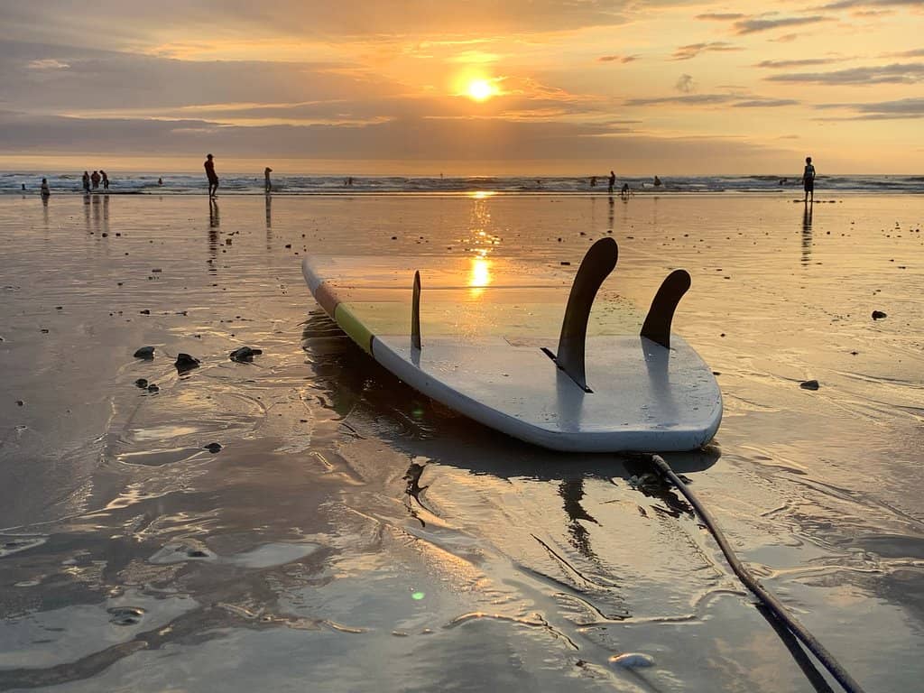 Consistent Surf Waves