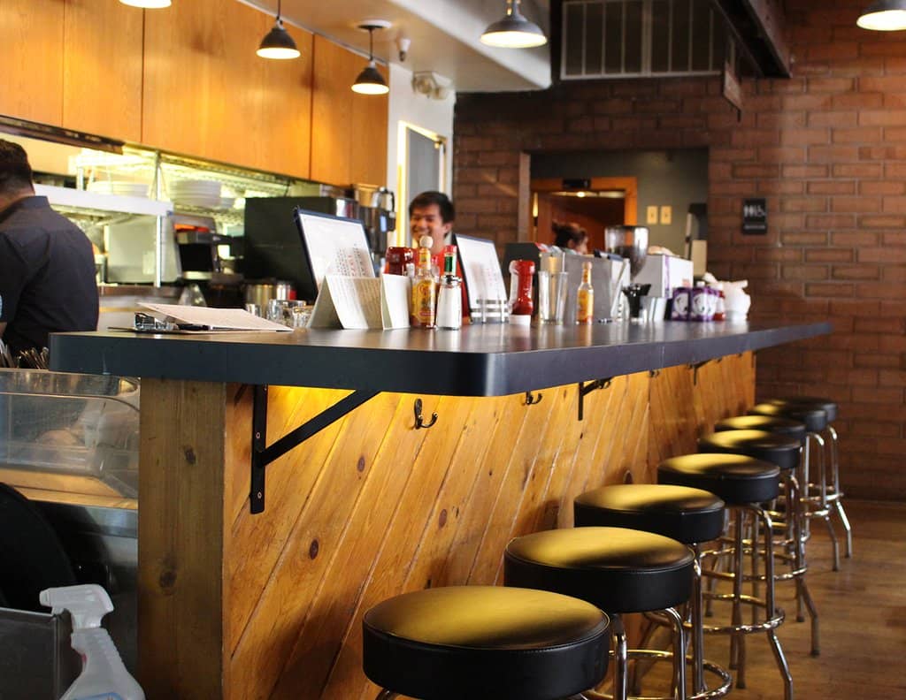 Cozy Atmosphere & Friendly Vibes