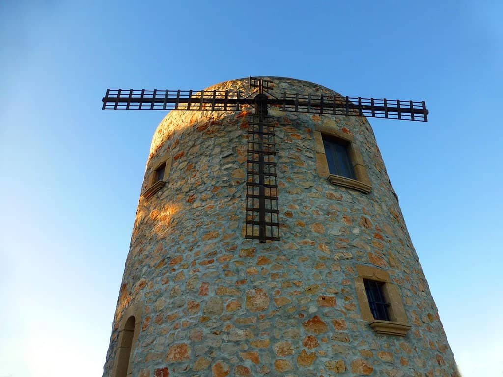 Panoramic Coastal Views