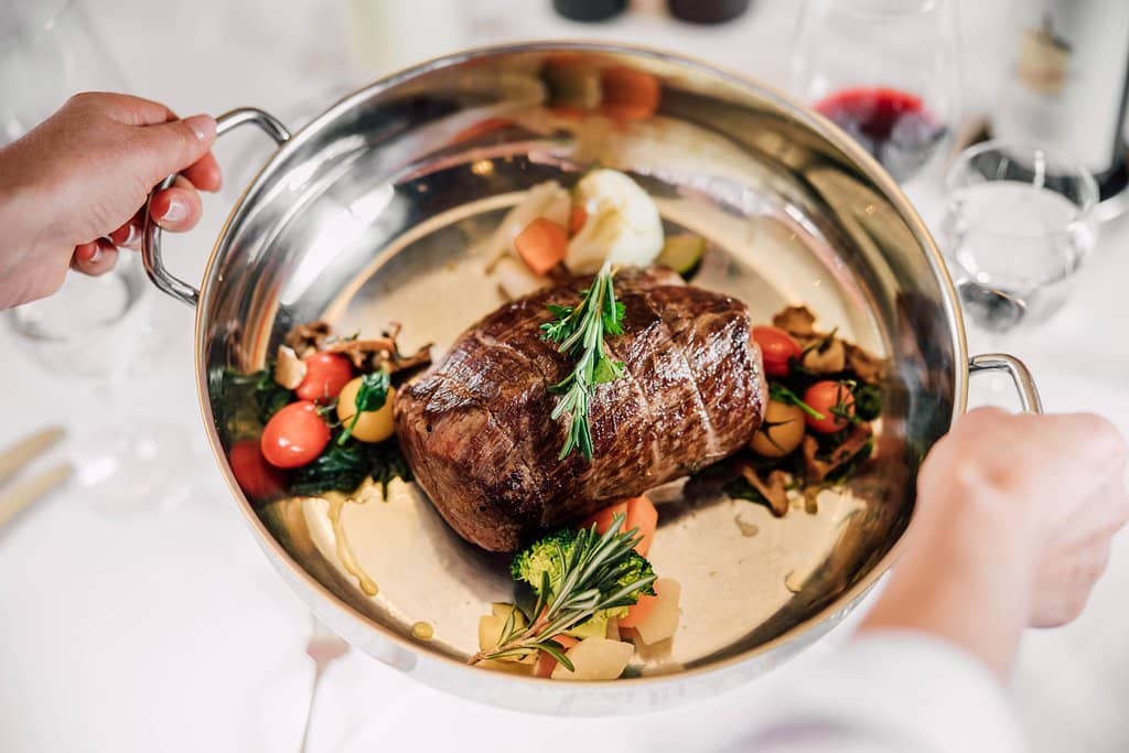 Elegant Bar & Lounge