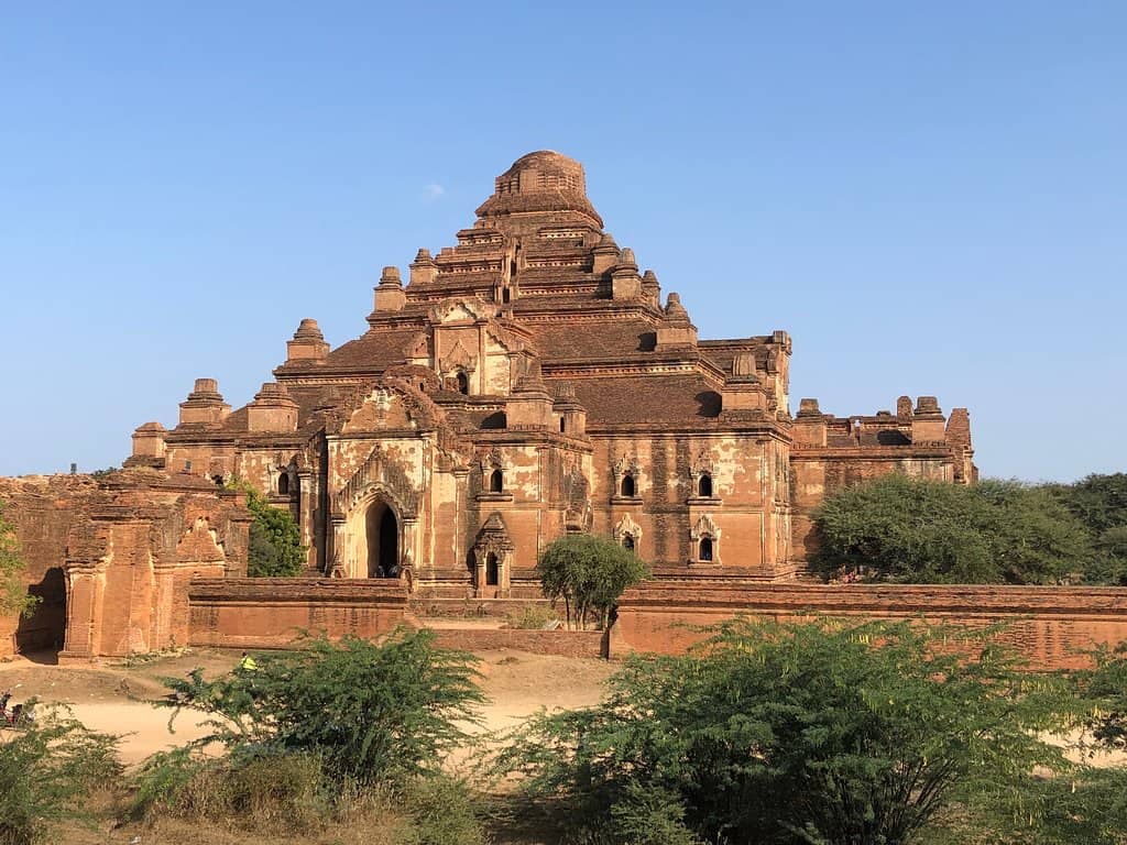 Massive Brick Structure