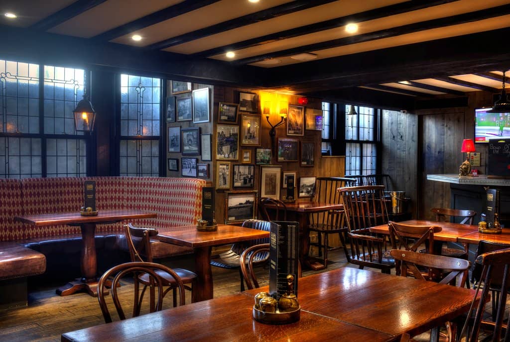 Dog-Friendly Pub Experience