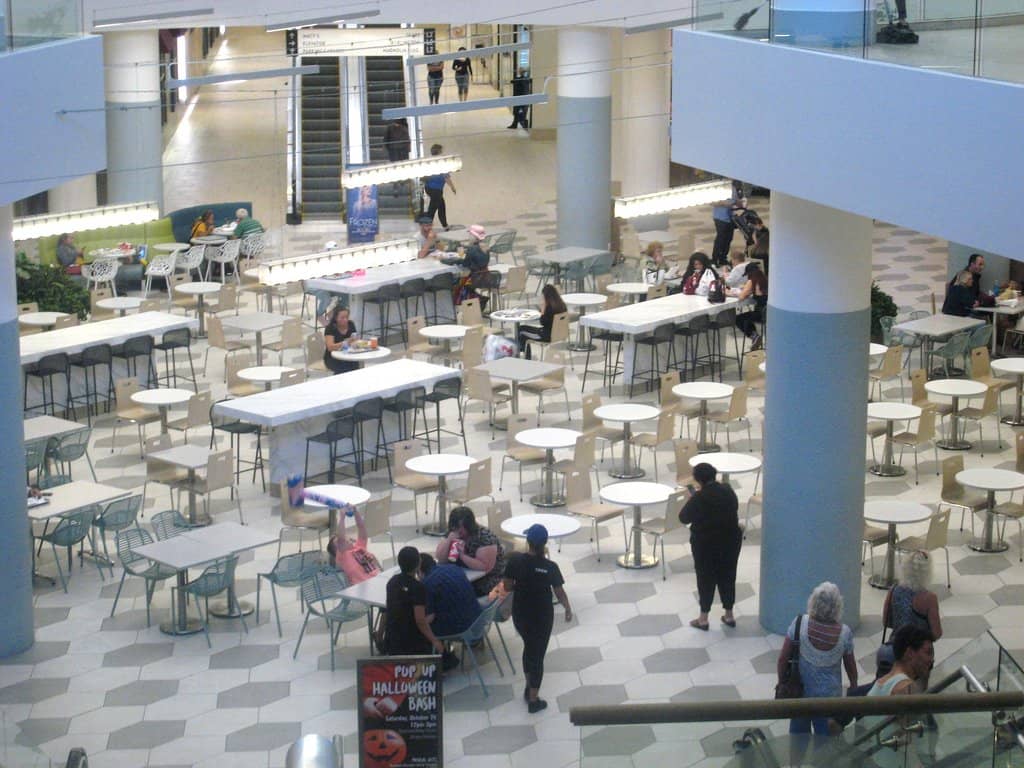 AMC Burbank Town Center 16