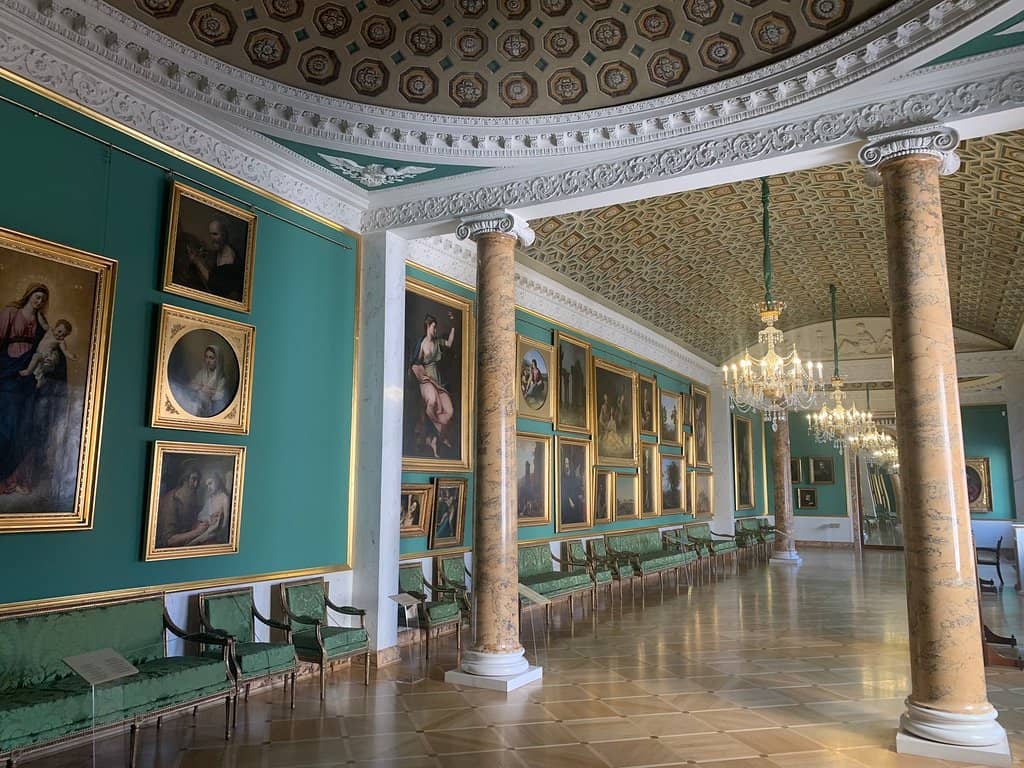 Arabesque Hall