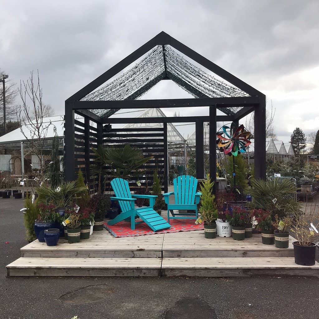 Art Exhibition & Wine Strolls