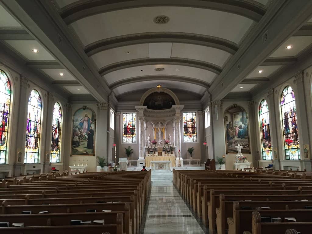 Exceptional Choir & Passionate Priests