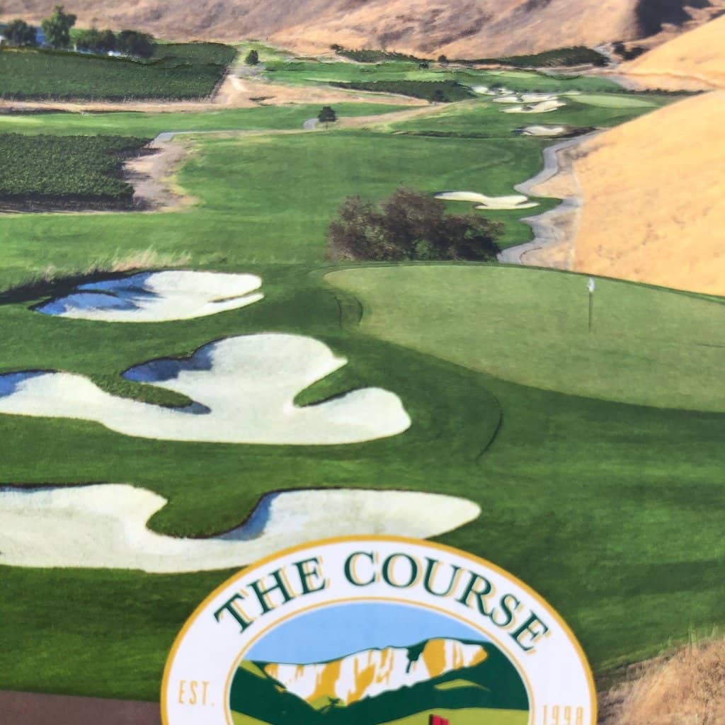 Post-Round Dining at the Grill