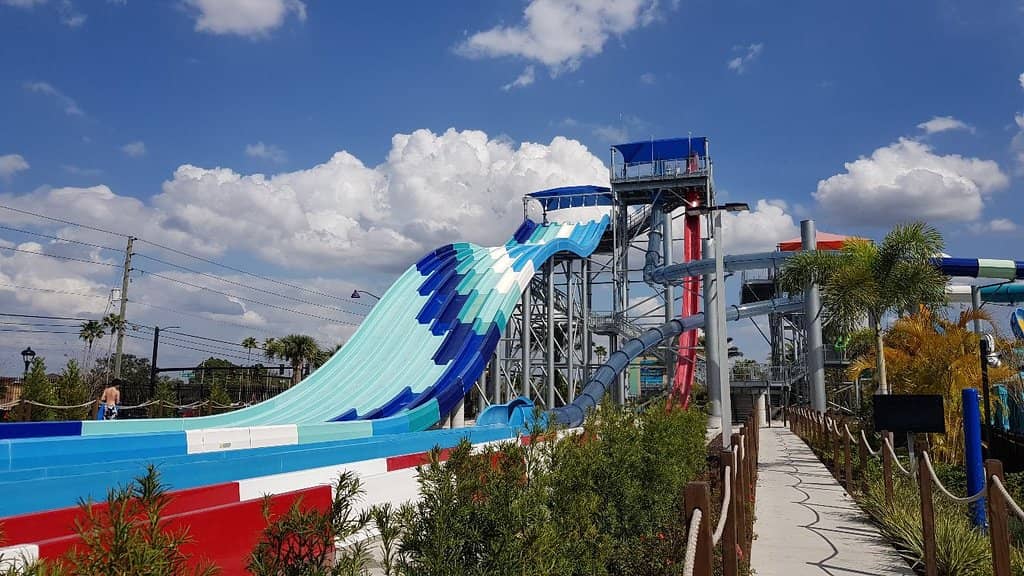 Live! Lagoon Wave Pool