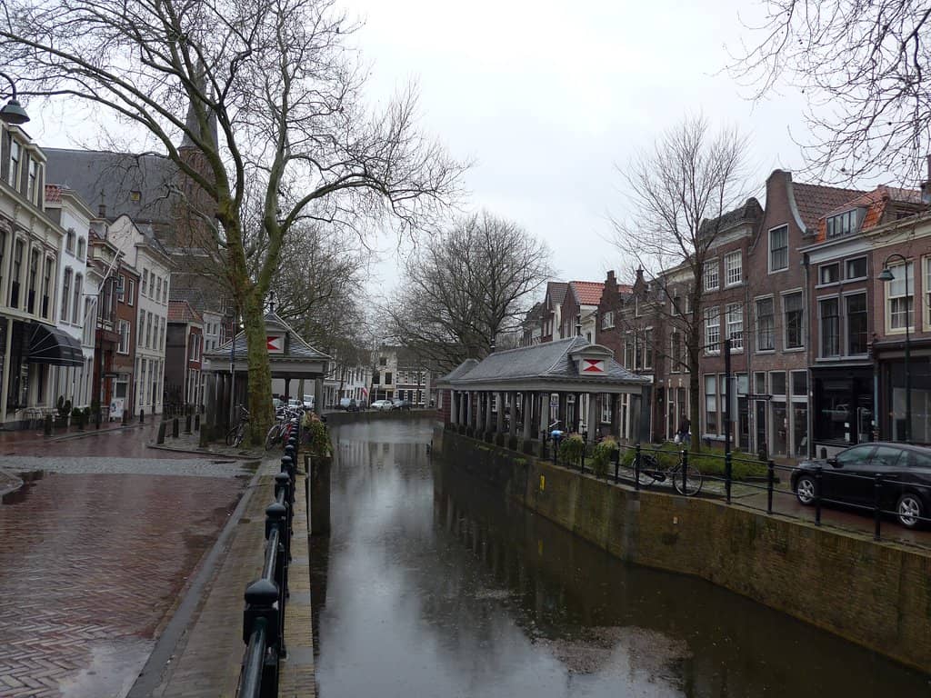 Canal-Side Dining