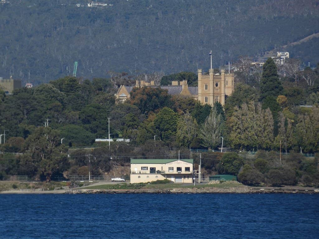 Howrah Point Lookout