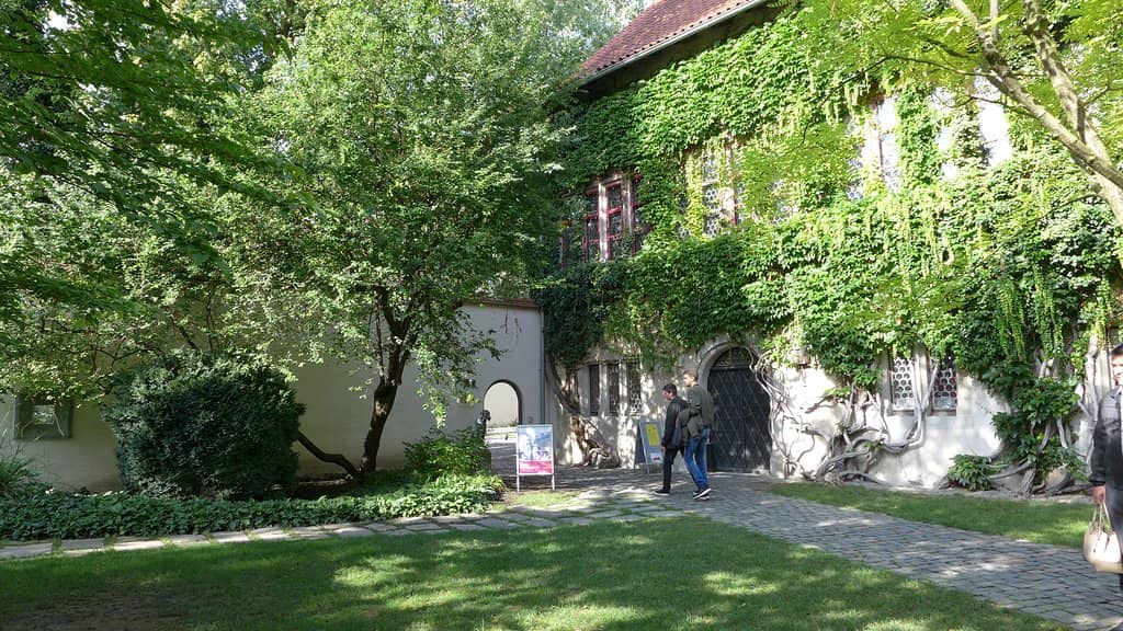 Renaissance Courtyard