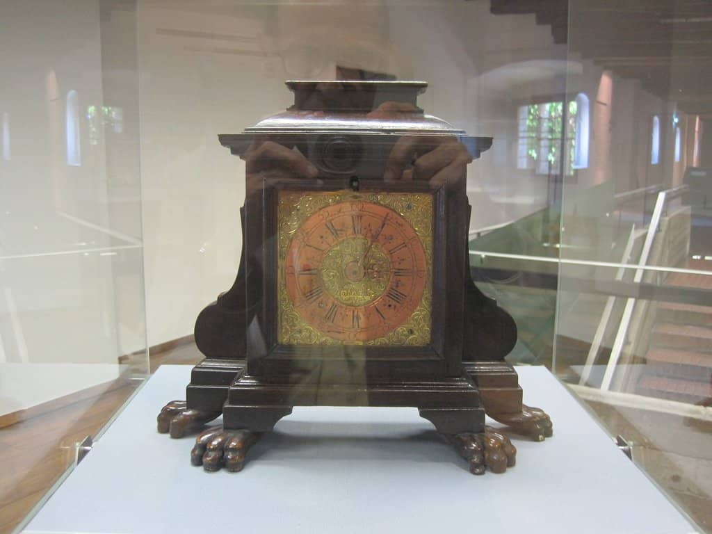 The World's Largest Medieval Armoury