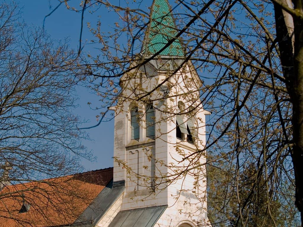 Spomenik internirancem