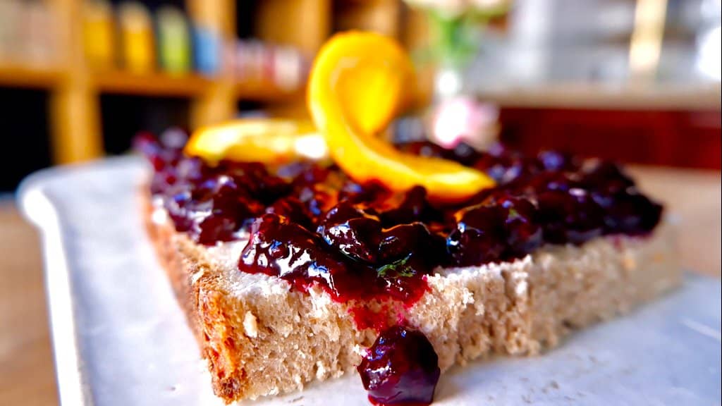 Delicious Cakes and Pastries
