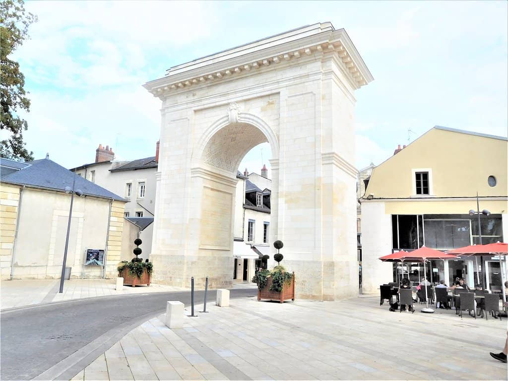 Local Boutiques and Stores