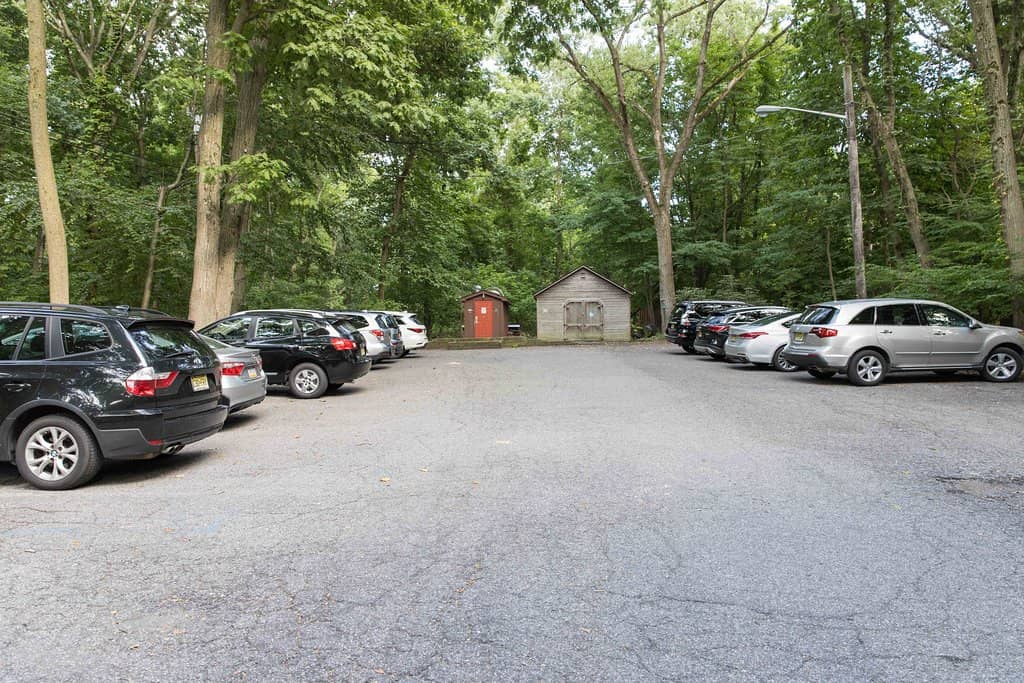 Scenic Hiking Trails